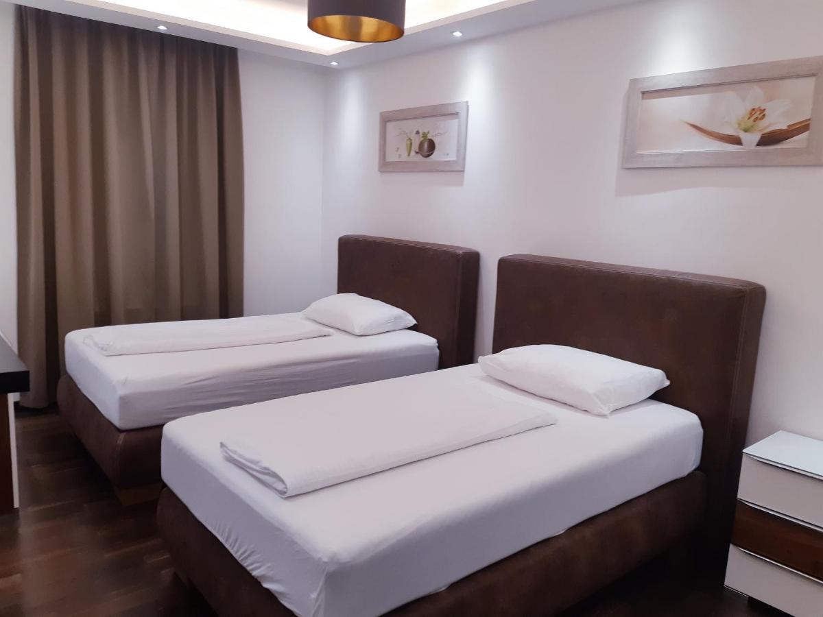 Royal Boardinghouse Gmbh - * Monaco di Baviera